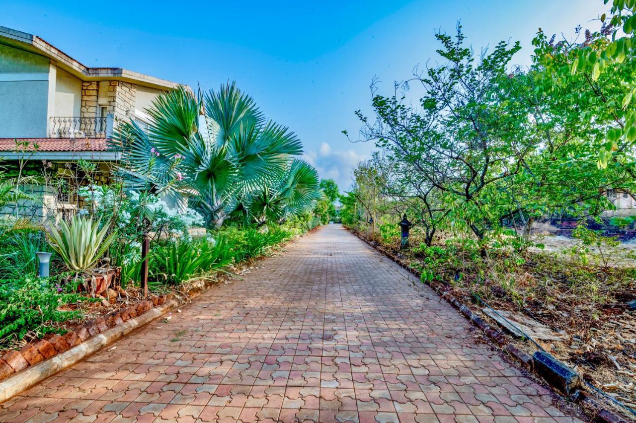 Saffronstays Boulevard Rockhouse - Pool Villa With Amazing Nature Views Лонавла Екстер'єр фото
